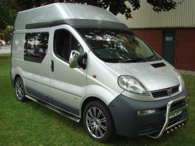 Vauxhall Vivaro 1.9 Executive Camper Campervan Diesel SilverVauxhall Vivaro 1.9 Executive Camper Campervan Diesel Silver at Chequered Flag GB LTD Leeds