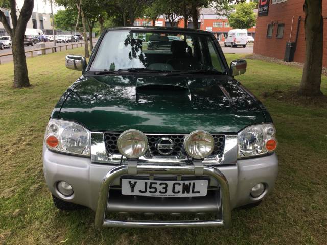 Nissan Navara 2.5 Di King Cab King Cab Pickup 4dr Pickup Diesel Green