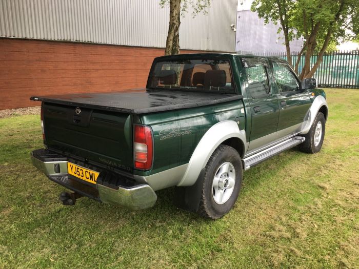 Nissan Navara 2.5 Di King Cab King Cab Pickup 4dr Pickup Diesel Green