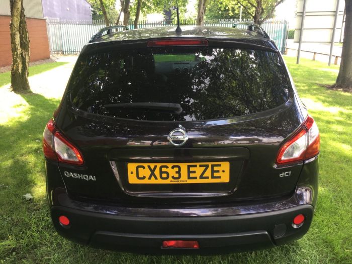 Nissan Qashqai 1.5 dCi 360 5dr SUV Diesel Black