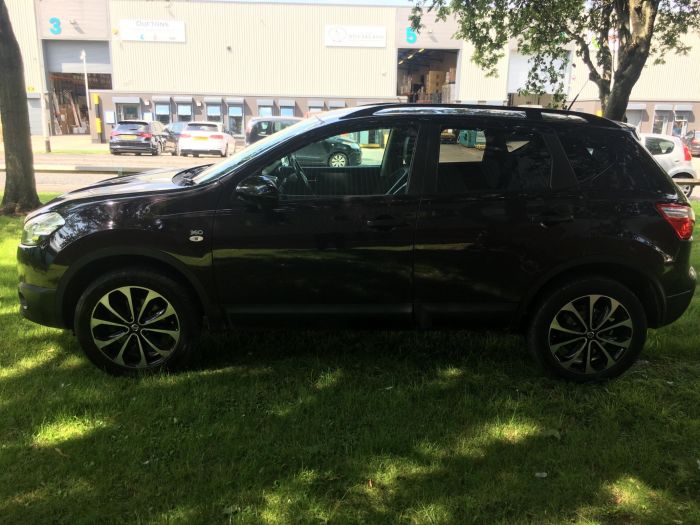 Nissan Qashqai 1.5 dCi 360 5dr SUV Diesel Black