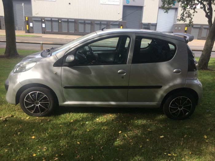 Citroen C1 1.0 i Rhythm 5dr Hatchback Petrol Grey