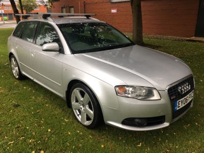 Audi A4 Avant 2.0 TDI S line 5dr Estate Diesel SilverAudi A4 Avant 2.0 TDI S line 5dr Estate Diesel Silver at Chequered Flag GB LTD Leeds