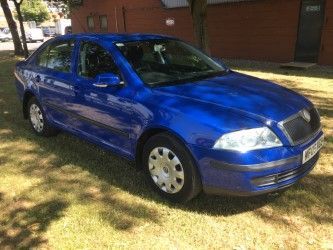 Skoda Octavia 1.6 FSI Ambiente 5dr Hatchback Petrol BlueSkoda Octavia 1.6 FSI Ambiente 5dr Hatchback Petrol Blue at Chequered Flag GB LTD Leeds