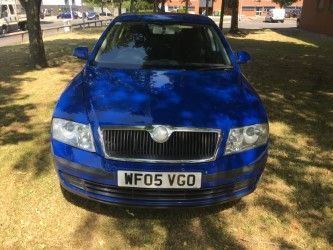 Skoda Octavia 1.6 FSI Ambiente 5dr Hatchback Petrol Blue