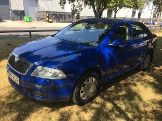 Skoda Octavia 1.6 FSI Ambiente 5dr Hatchback Petrol Blue