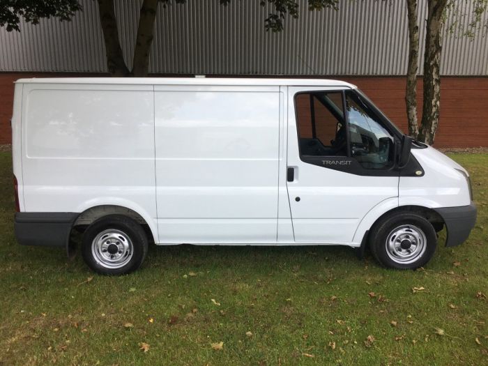 Ford Transit 2.2 Low Roof Van TDCi 85ps Panel Van Diesel White