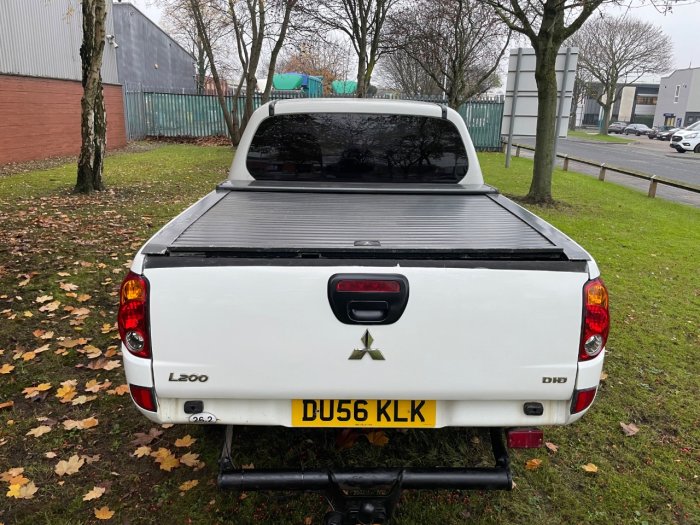 Mitsubishi L200 2.5 L200 4WORK DI-D D/C Pick Up Diesel White