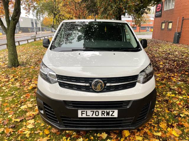 Vauxhall Vivaro 2700 1.5d 120PS Edition H1 Van Panel Van Diesel White