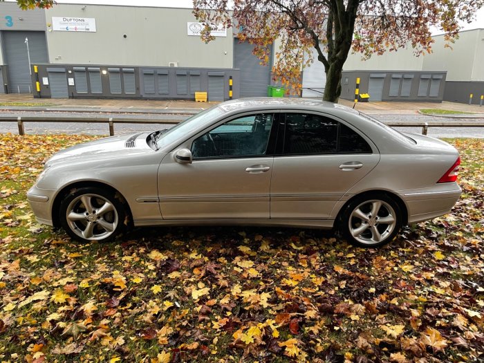 Mercedes-Benz C Class 1.8 C180K Avantgarde SE 4dr Auto Saloon Petrol Silver