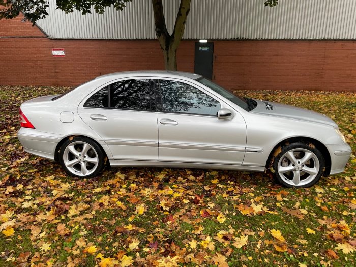 Mercedes-Benz C Class 1.8 C180K Avantgarde SE 4dr Auto Saloon Petrol Silver