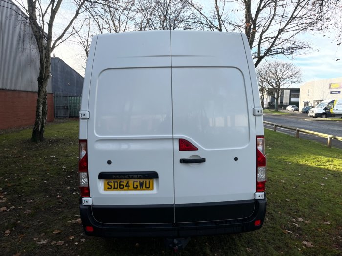 Renault Master 2.3 MM35dCi 125 Business Medium Roof Van Panel Van Diesel White