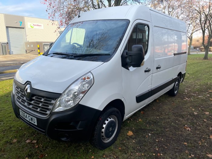 Renault Master 2.3 MM35dCi 125 Business Medium Roof Van Panel Van Diesel White