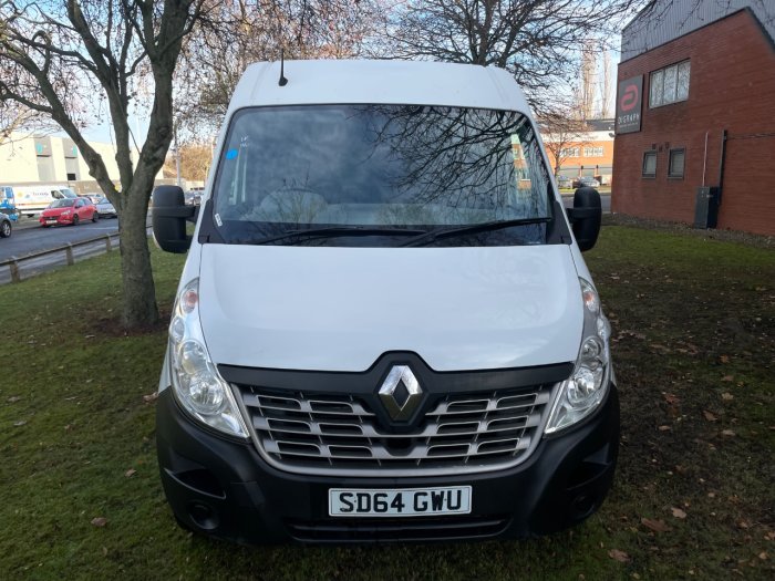 Renault Master 2.3 MM35dCi 125 Business Medium Roof Van Panel Van Diesel White