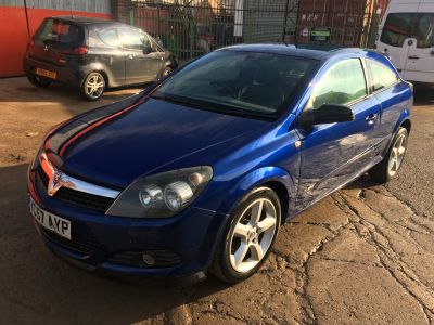 Vauxhall Astra 1.9 CDTi 16V SRi [150] 3dr Coupe Diesel BlueVauxhall Astra 1.9 CDTi 16V SRi [150] 3dr Coupe Diesel Blue at Chequered Flag GB LTD Leeds