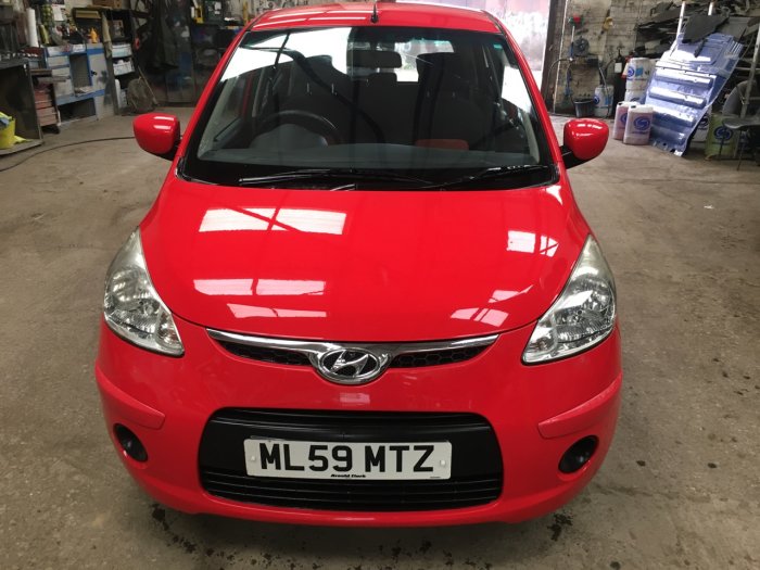 Hyundai i10 1.1 ES 5dr Hatchback Petrol Red