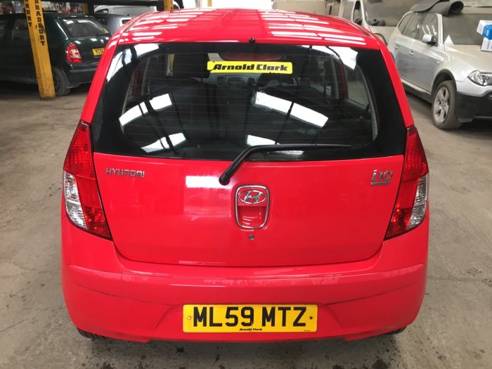 Hyundai i10 1.1 ES 5dr Hatchback Petrol Red