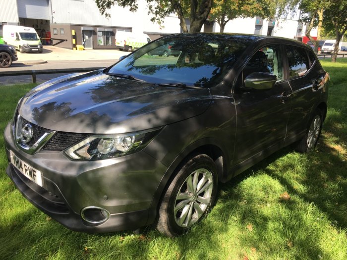 Nissan Qashqai 1.5 dCi Acenta Premium 5dr Hatchback Diesel Grey