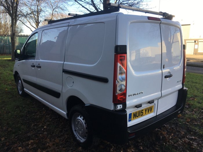 Peugeot Expert 1000 1.6 HDi 90 H1 Van Panel Van Diesel White