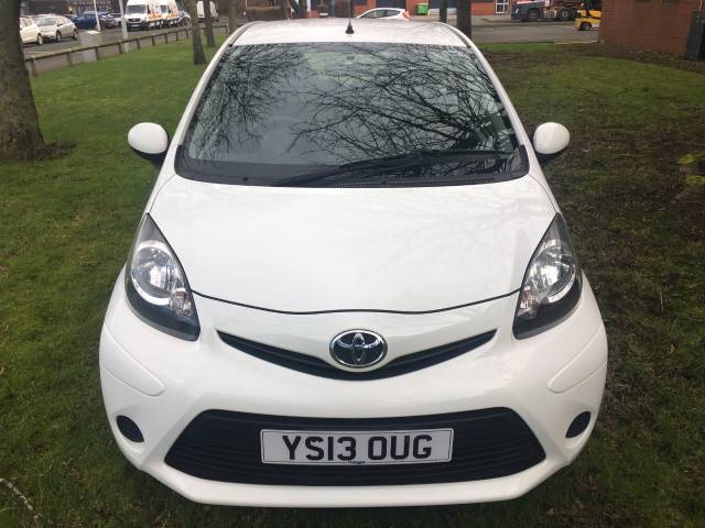 Toyota Aygo 1.0 VVT-i Ice 3dr Hatchback Petrol White