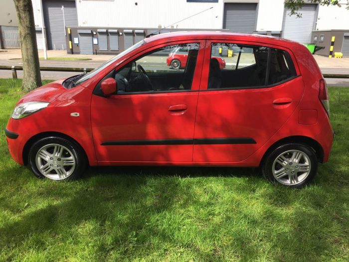 Hyundai i10 1.2 Comfort 5dr Hatchback Petrol Red