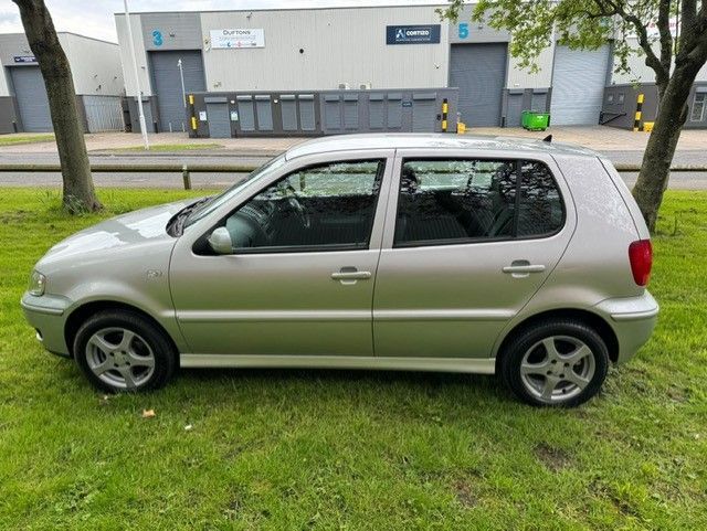 Volkswagen Polo 1.4 S 5dr Auto [75bhp] Hatchback Petrol Silver