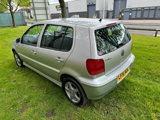 Volkswagen Polo 1.4 S 5dr Auto [75bhp] Hatchback Petrol Silver