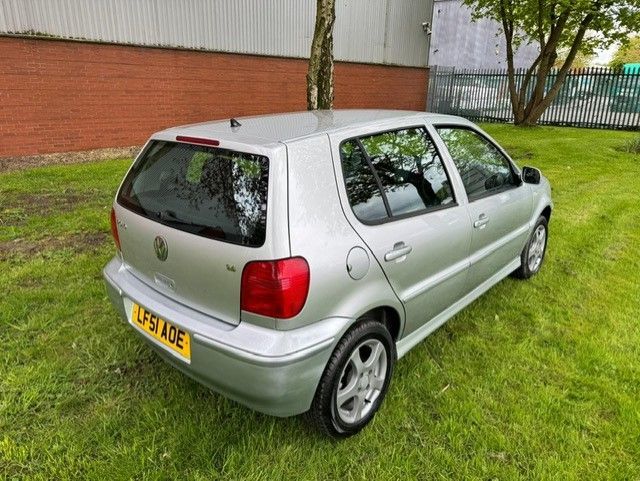 Volkswagen Polo 1.4 S 5dr Auto [75bhp] Hatchback Petrol Silver