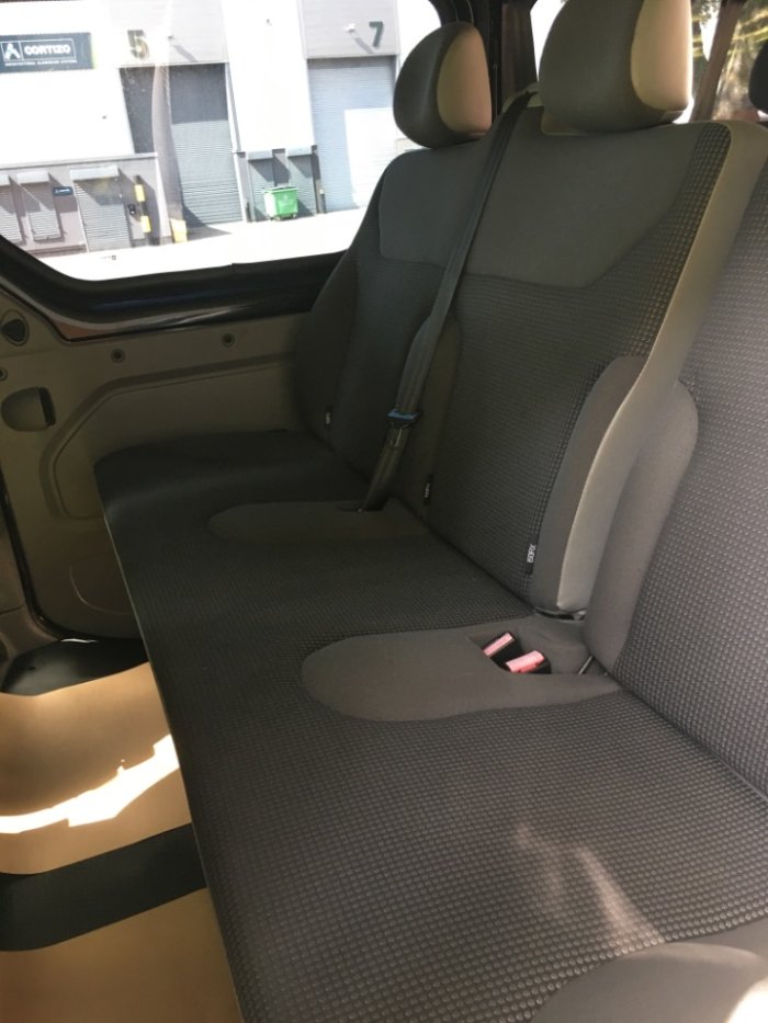 Vauxhall Vivaro 2.0CDTI [115PS] Combi 2.9t Euro 5 Minibus Diesel Black