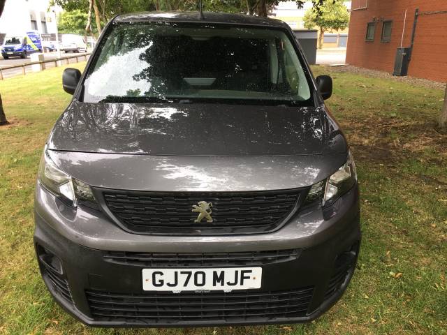 2020 Peugeot Partner 1000 1.5 BlueHDi 100 Professional Van