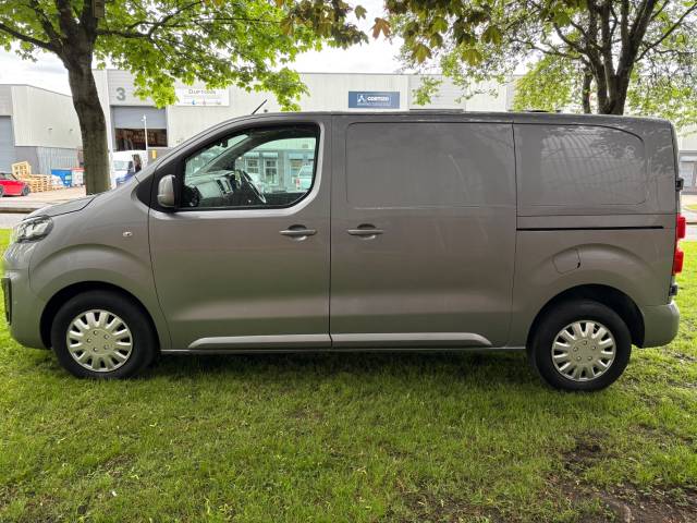 2020 Vauxhall Vivaro 2900 1.5d 100PS Sportive H1 Van