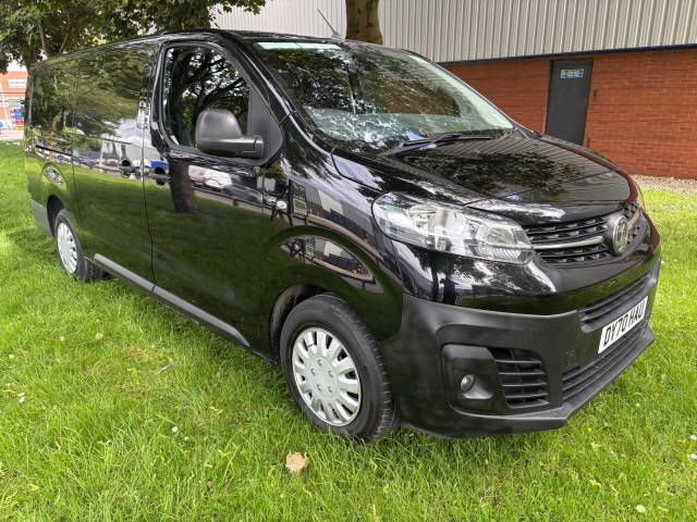 Vauxhall Vivaro 2900 1.5d 100PS Dynamic H1 Van Panel Van Diesel Black