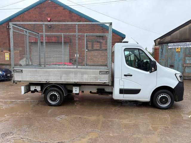 2020 Renault Master 2.3 ML35dCi 135 Business Low Roof Chassis Cab