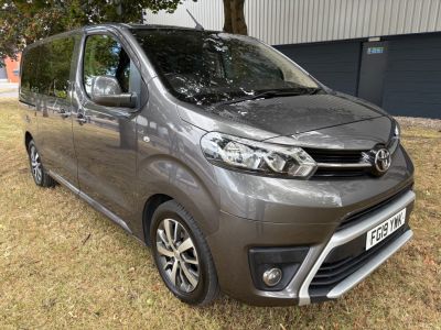 Toyota Proace-verso 2.0D Family Medium 5dr MPV Diesel Grey at Chequered Flag GB LTD Leeds