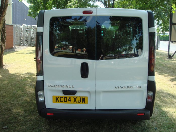 Vauxhall Vivaro 2.5 One owner low mileage Commercial Diesel White