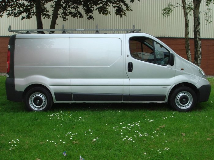 Vauxhall Vivaro 2.0CDTI [115PS] VAN 2.9T Commercial Diesel Silver