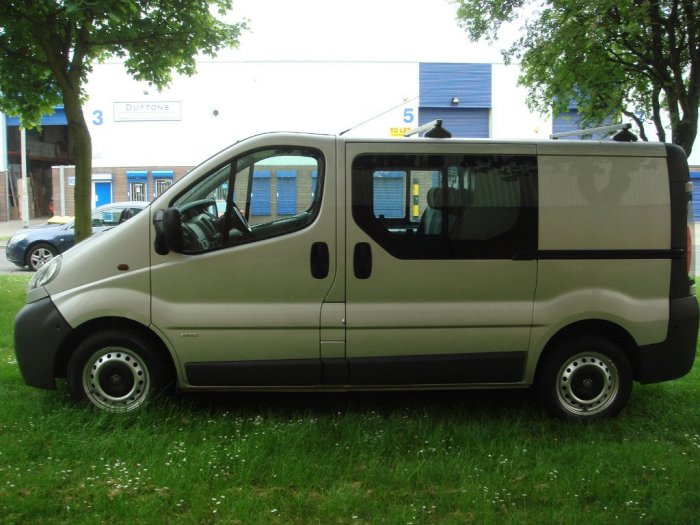 Vauxhall Vivaro 1.9CDTI (100PS) DOUBLECAB 2.9T Commercial Diesel Silver