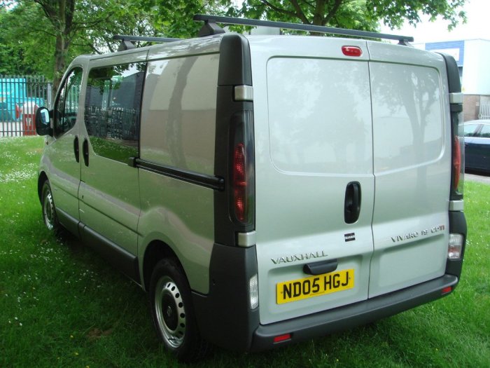 Vauxhall Vivaro 1.9CDTI (100PS) DOUBLECAB 2.9T Commercial Diesel Silver