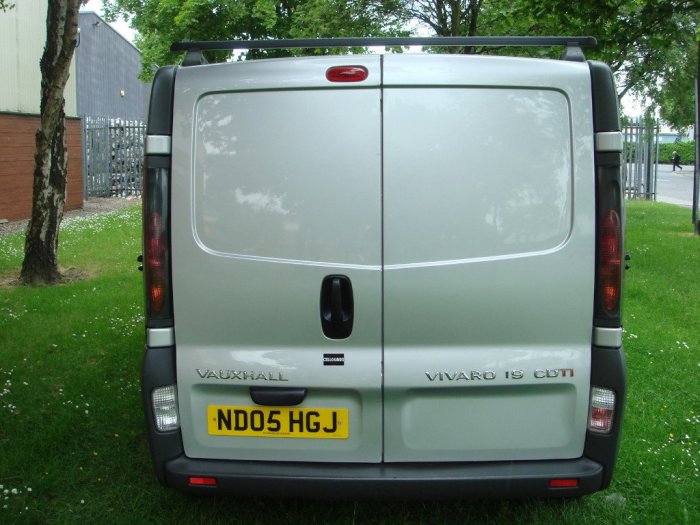 Vauxhall Vivaro 1.9CDTI (100PS) DOUBLECAB 2.9T Commercial Diesel Silver