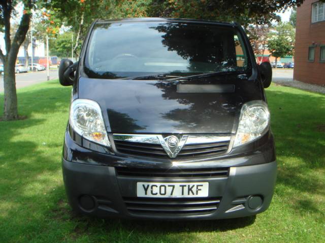 Vauxhall Vivaro 2.0CDTI [115PS] Van 2.7t Commercial Diesel Black