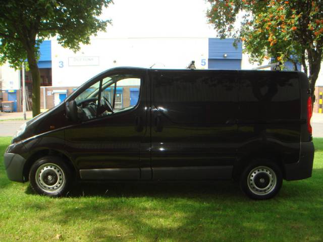 2007 Vauxhall Vivaro 2.0CDTI [115PS] Van 2.7t