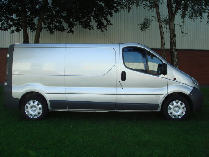 Vauxhall Vivaro 1.9DTi Van 2.9t Genuine PX Bargain To Clear Commercial Diesel Silver