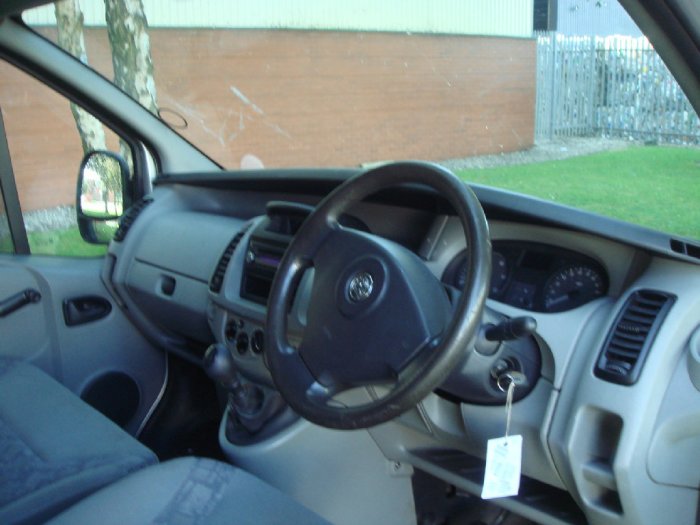 Vauxhall Vivaro 1.9DTi Van 2.9t Genuine PX Bargain To Clear Commercial Diesel Silver