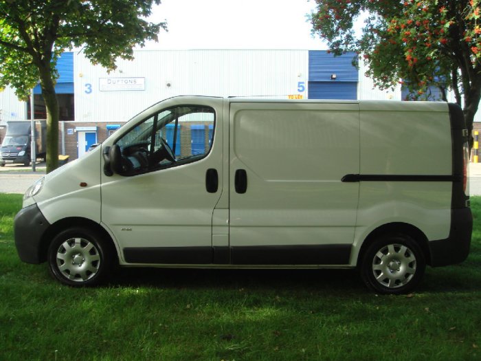 Vauxhall Vivaro 1.9Di Van 2.7t Commercial Diesel White