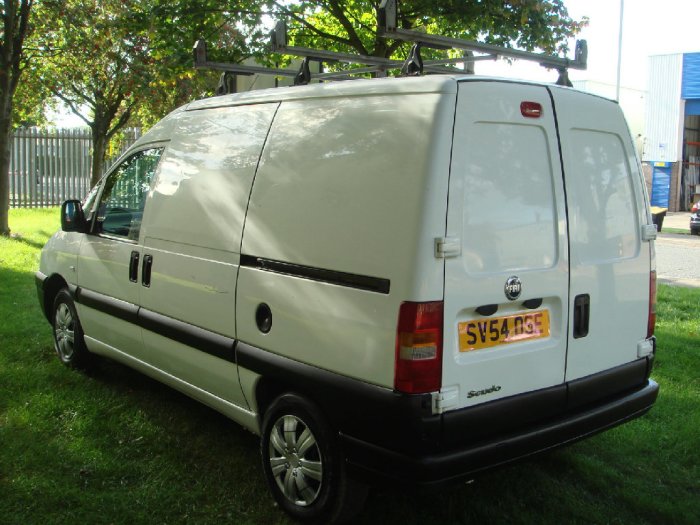 Fiat Scudo 1.9 EL Van Commercial Diesel White