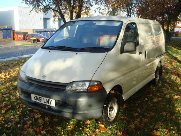 Toyota Hiace 2.4 280 GS Van TRD 88Bhp Genuine Px Bargain Commercial Diesel White