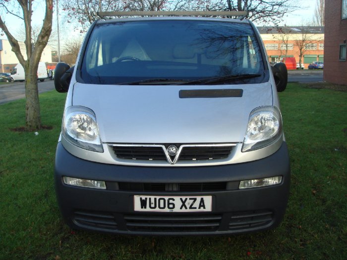 Vauxhall Vivaro 1.9CDTI [100PS] Van 2.7t Commercial Diesel Silver