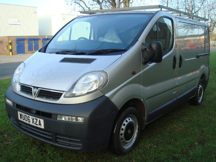 Vauxhall Vivaro 1.9CDTI [100PS] Van 2.7t Commercial Diesel Silver