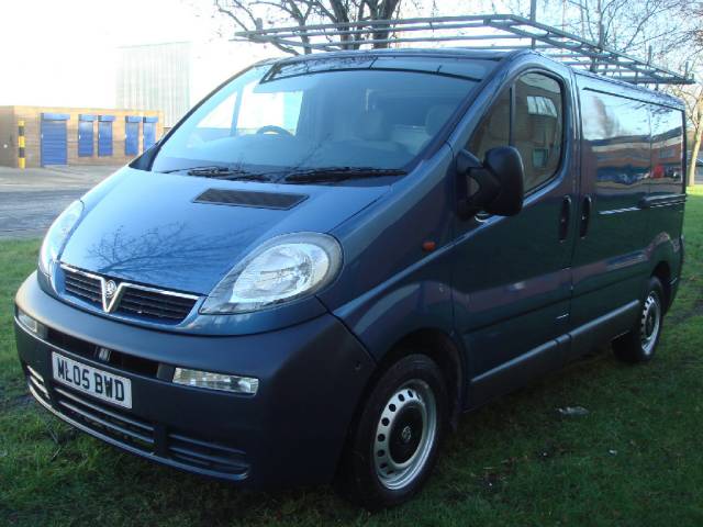 Vauxhall Vivaro 1.9DTi Van 2.7t Gleaming Metallic Blue  Paint Commercial Diesel Blue