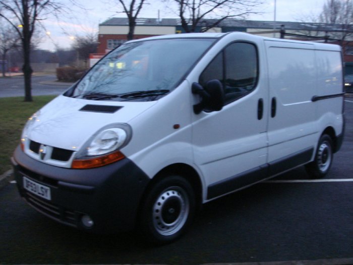 Renault Trafic 1.9 SL27dCi 100 Van 1 Owner Total Factory options Commercial Diesel White